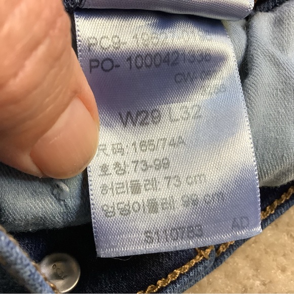 Levis 312 Shaping slim  29 jeans - Picture 6 of 6